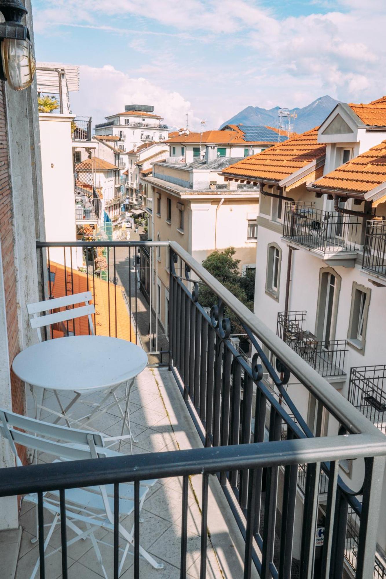 Family Apartment Vista Lago Stresa Buitenkant foto