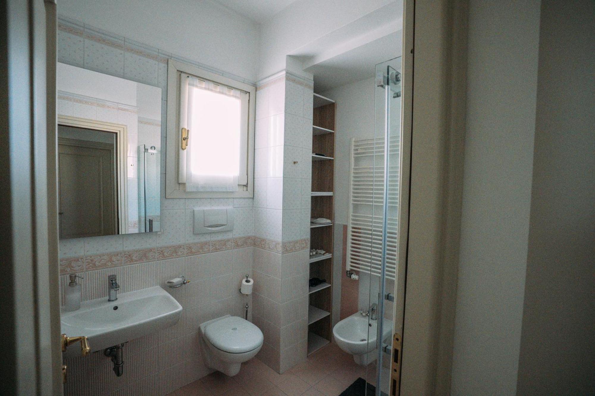 Family Apartment Vista Lago Stresa Buitenkant foto