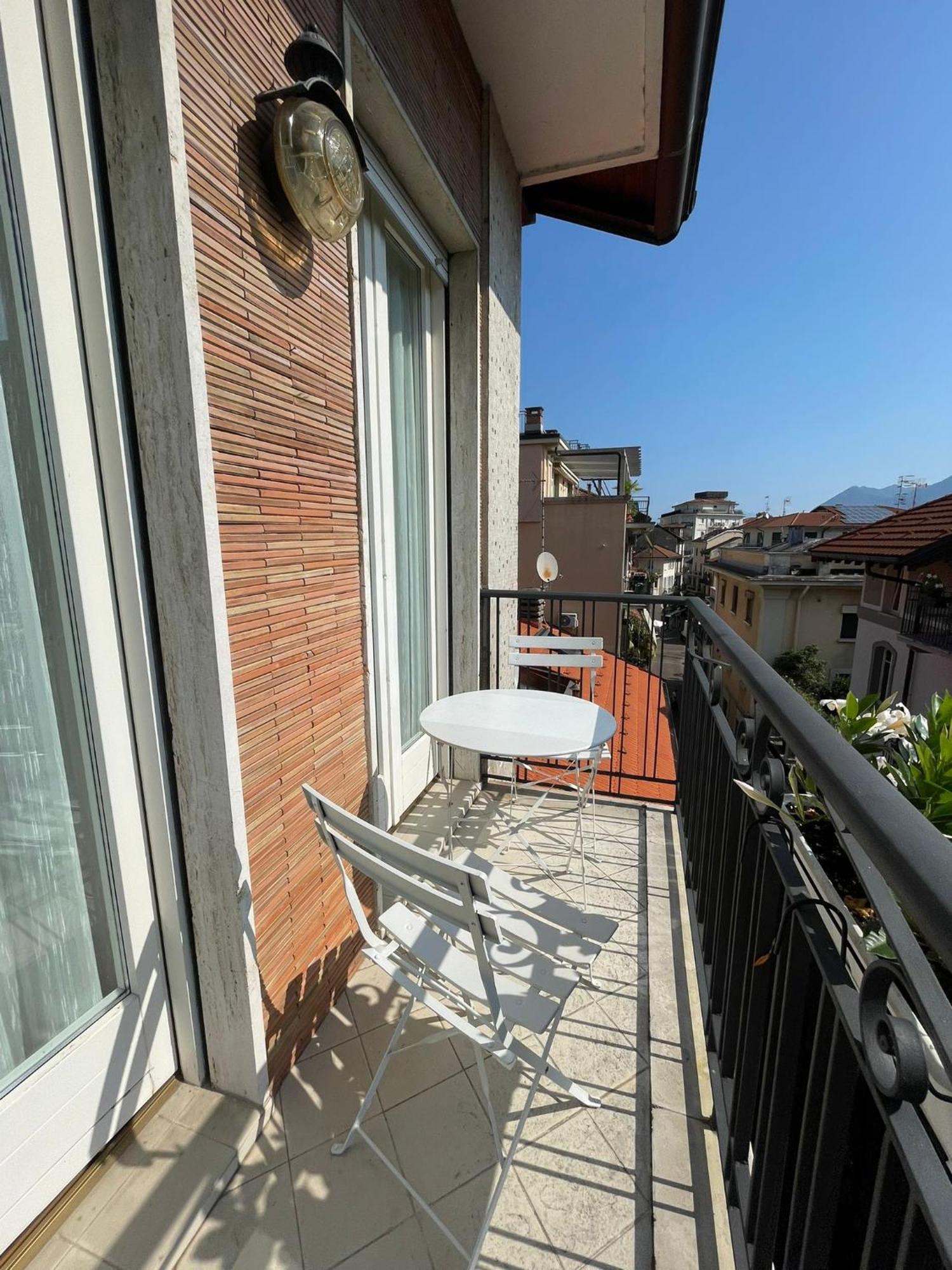Family Apartment Vista Lago Stresa Buitenkant foto