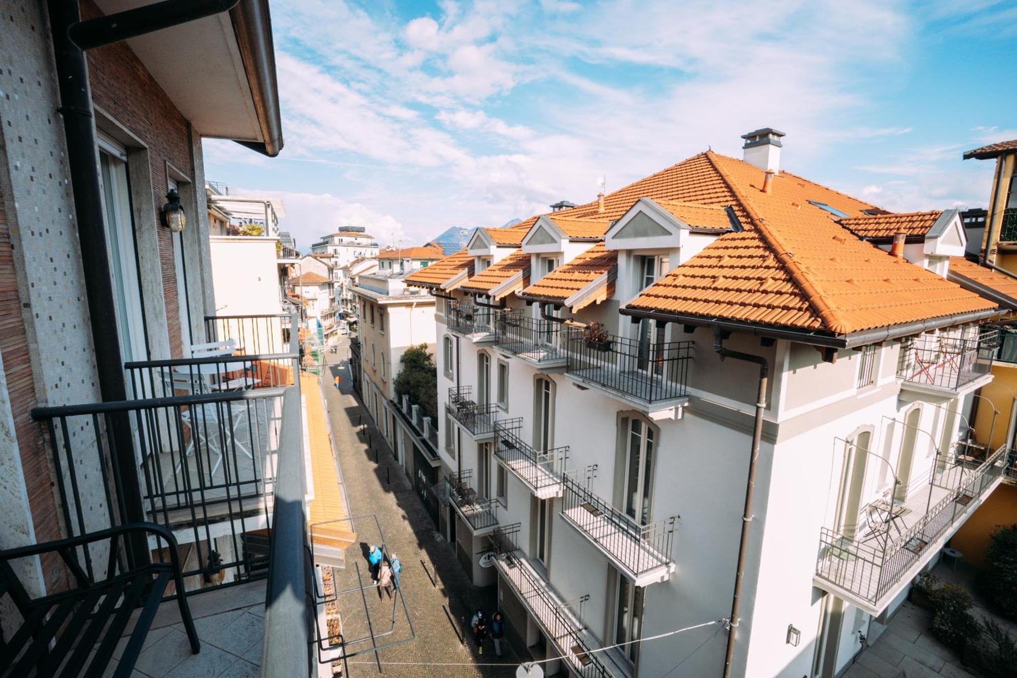 Family Apartment Vista Lago Stresa Buitenkant foto